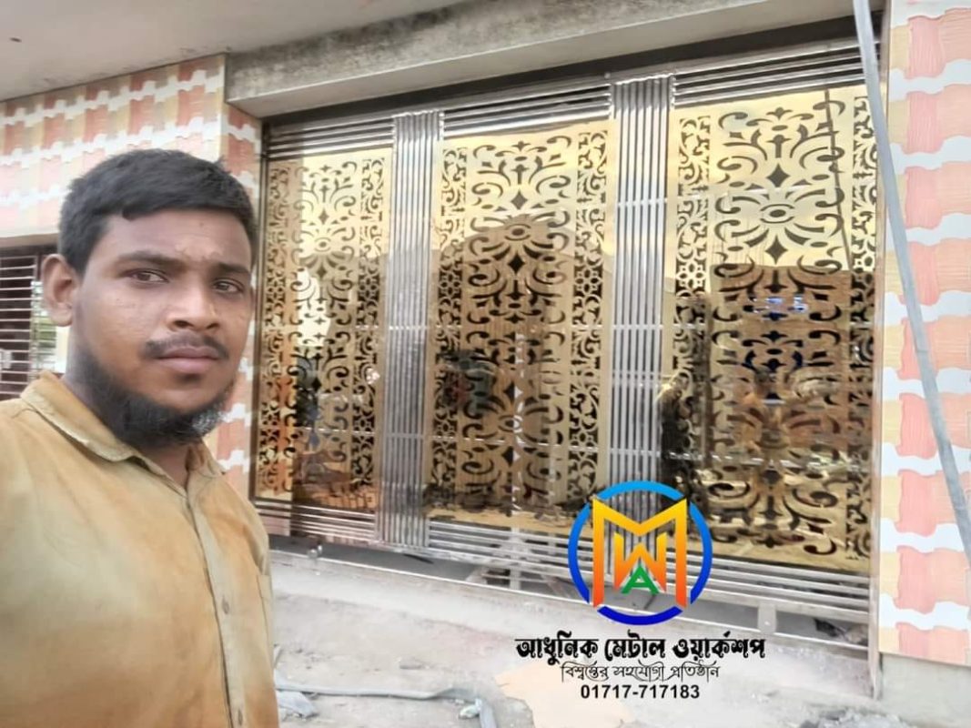 MS Boundary Main Gate with Laser-Cut Design - Powder-Coated Finish - 048